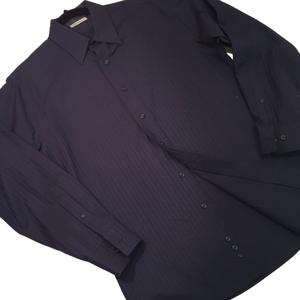 Kenneth Cole Men’s button down Slim Fit shirt